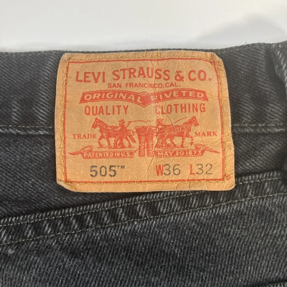 Levi's 505 Jeans Mens 36x32 Faded Black Regular Fit Straight Denim Pants